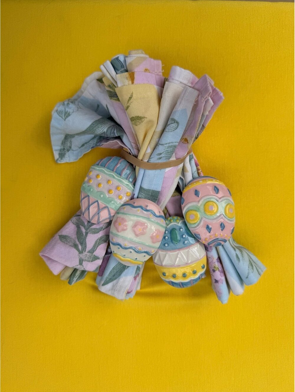 Easter Egg Napkin Rings Set of 4 with napkins